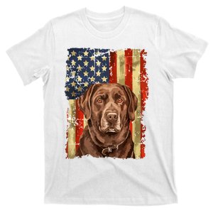 Retro Chocolate Lab With Usa Flag Gift Chocolate Lab Dad Mom T-Shirt