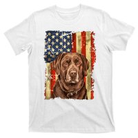 Retro Chocolate Lab With Usa Flag Gift Chocolate Lab Dad Mom T-Shirt