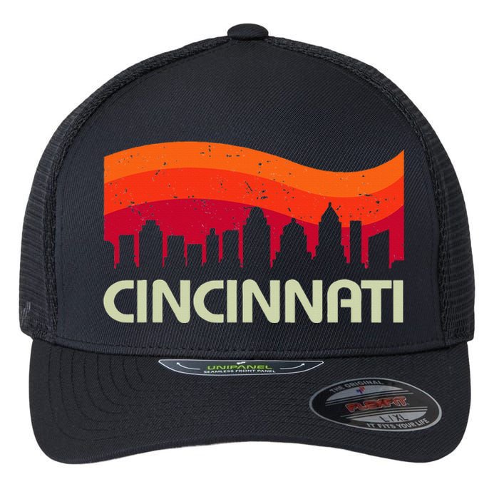 Retro Cincinnati Ohio City Skyline Vintage Travel Souvenir Flexfit Unipanel Trucker Cap