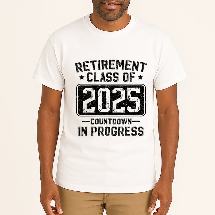 Retirement Class Of 2025 Countdown In Progress Tall T-Shirt