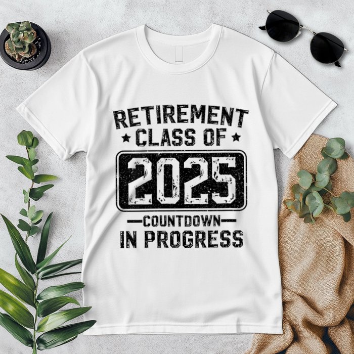 Retirement Class Of 2025 Countdown In Progress Premium T-Shirt