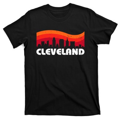 Retro Cleveland Ohio City Skyline Vintage CLE Souvenir T-Shirt