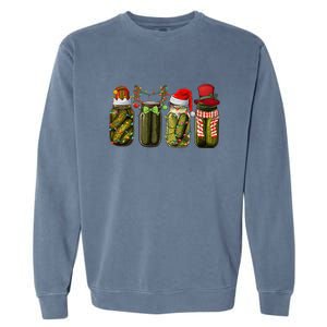 Retro Canned Pickles Christmas Santa Hat Reindeer Pickle Jar Garment-Dyed Sweatshirt