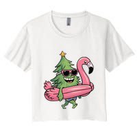 Retro Christmas Tree Beach Vacation Christmas In July Women's Crop Top Tee