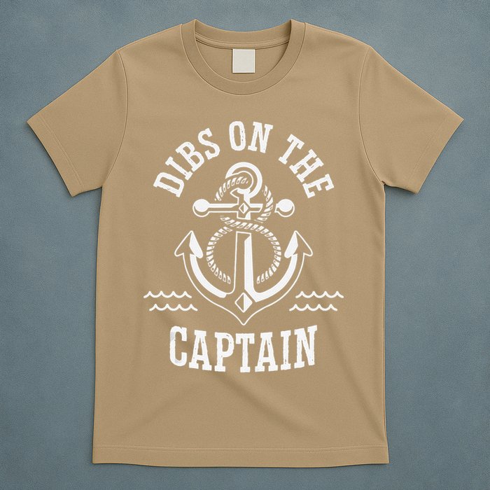 Retro Captain Wife Dibs On The Captain Funny FIshing Quote T-Shirt