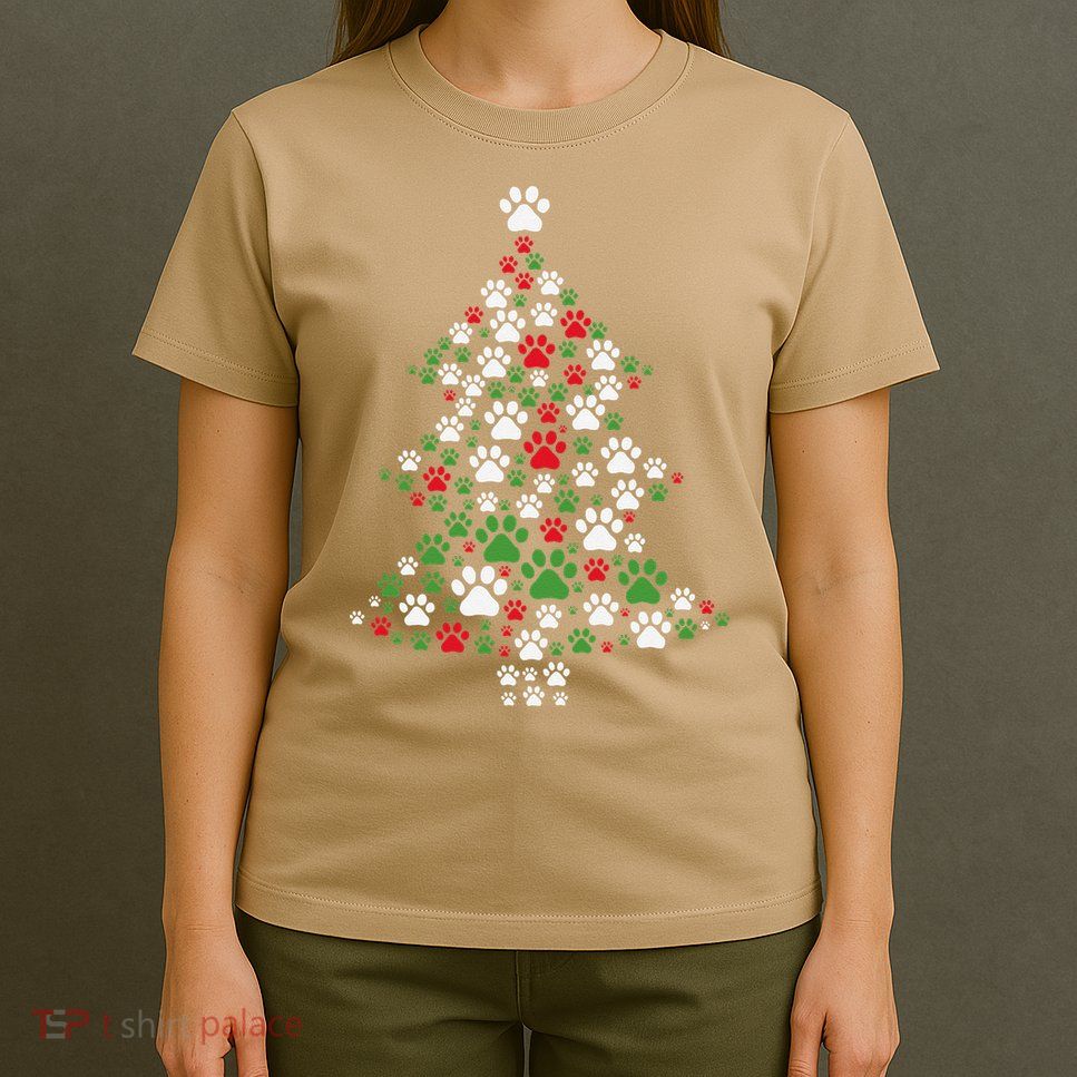 Retro Cute Xmas Dog Paw Print Christmas Tree Puppy Lover T-Shirt