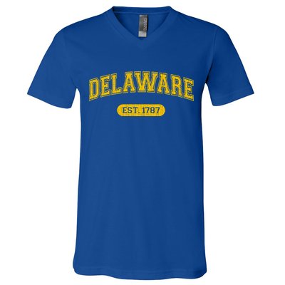 Retro Delaware 1787 Distressed Gift V-Neck T-Shirt
