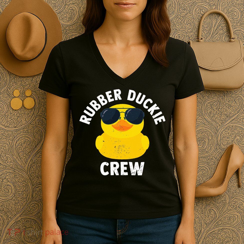 Rubber Duckie Crew retro Rubber Duck Women's V-Neck T-Shirt