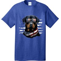 Rottweiler Dog Dad Dog Mom USA Flag 4th Of July T-Shirt