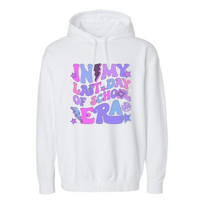 Retro Disco Groovy Hello Summer In My Last Day Of School Era Garment-Dyed Fleece Hoodie