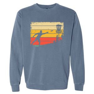 Retro Disc Golf Funny Hit Trees and Curse Disc Golf Garment-Dyed Sweatshirt