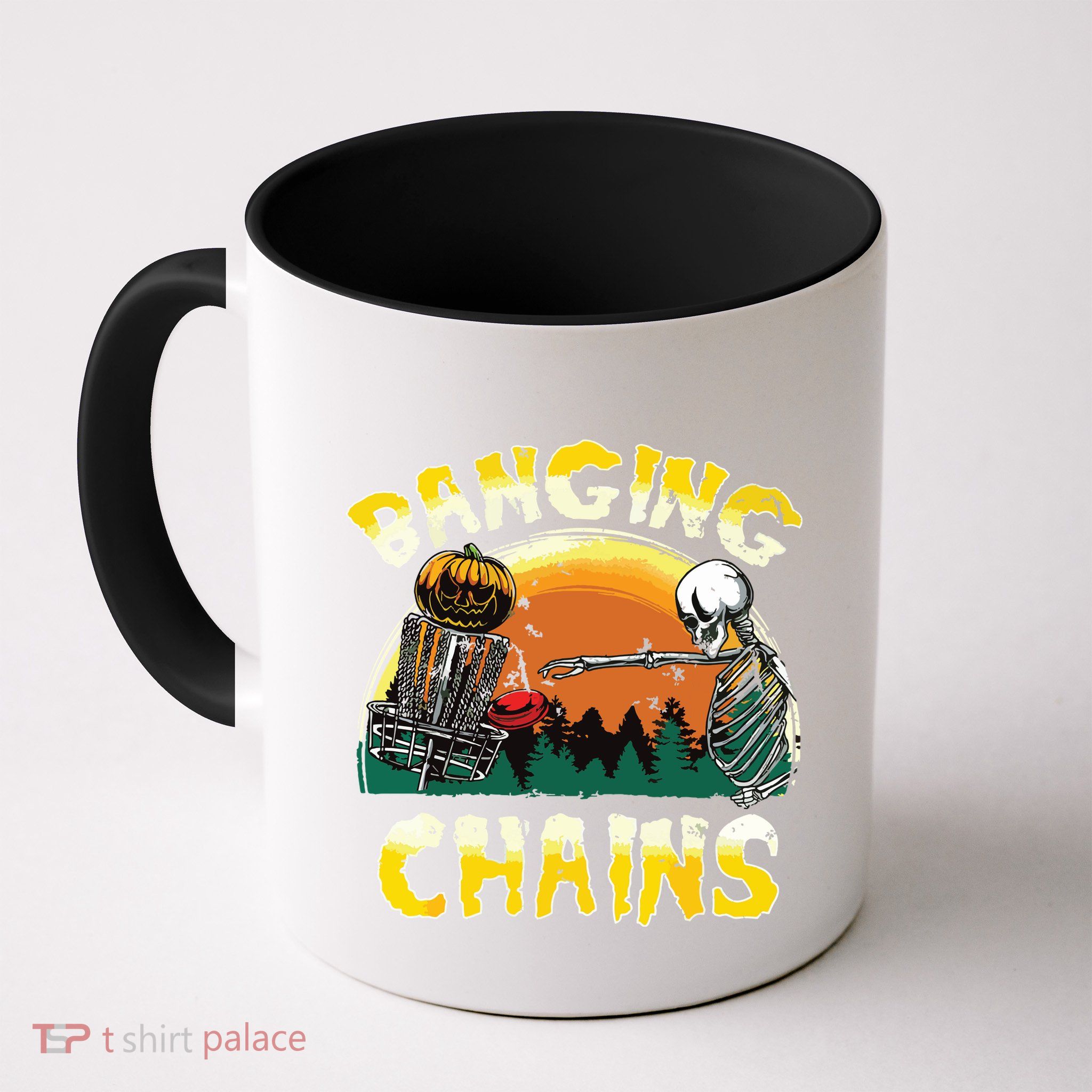 Retro Disc Golf Banging Chains Spooky Halloween Skeleton Mug