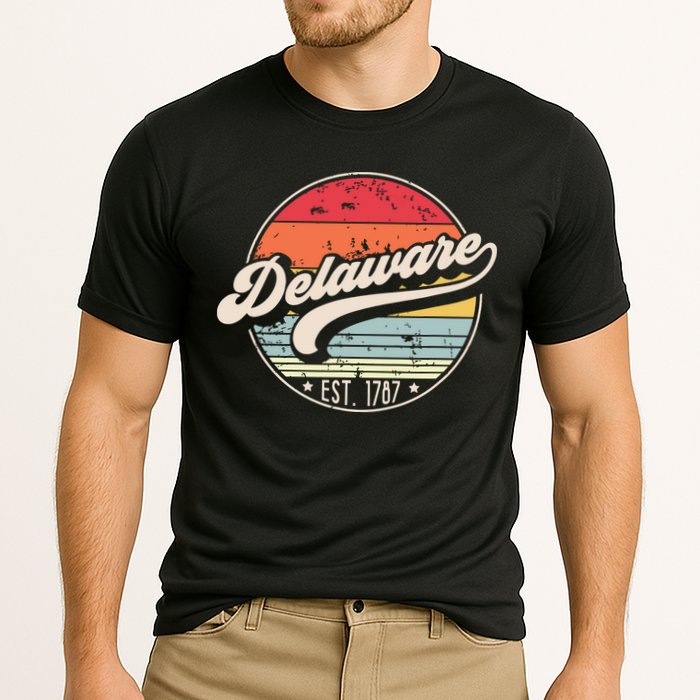 Retro Delaware Home State De Cool 70s Style Sunset Cooling Performance Crew T-Shirt