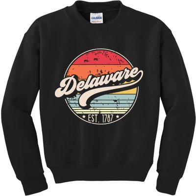 Retro Delaware Home State De Cool 70s Style Sunset Kids Sweatshirt