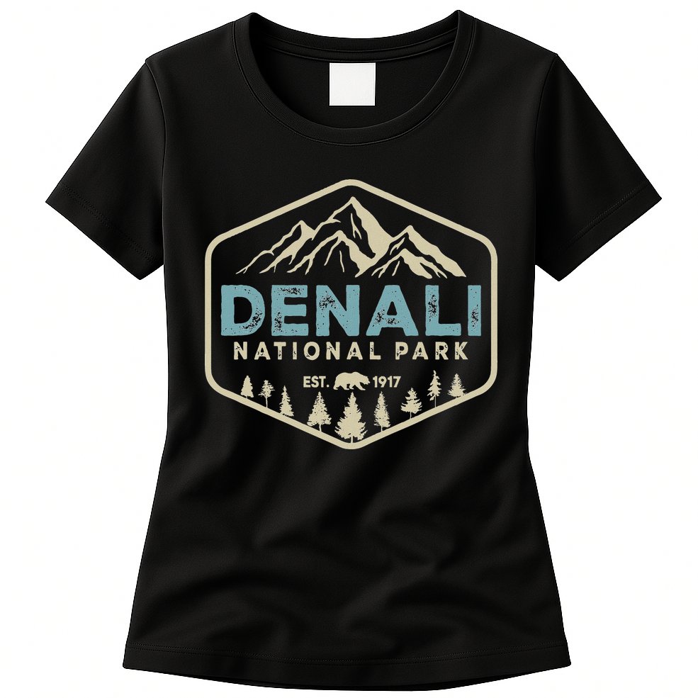 Retro Denali National Park Mountains Nature Vintage Hiking Womens T-Shirt