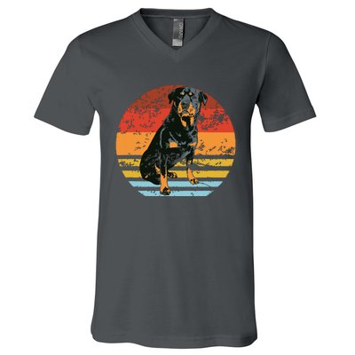 Rottweiler Dogs Retro Style Rottie Cool Cute Pet Doglover V-Neck T-Shirt