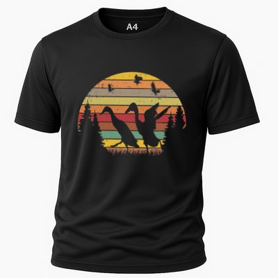 Running Duck Retro Runner Duck Vintage Performance Shirt