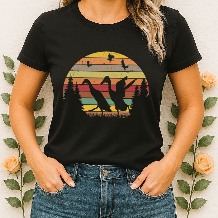 Running Duck Retro Runner Duck Vintage Womens T-Shirt