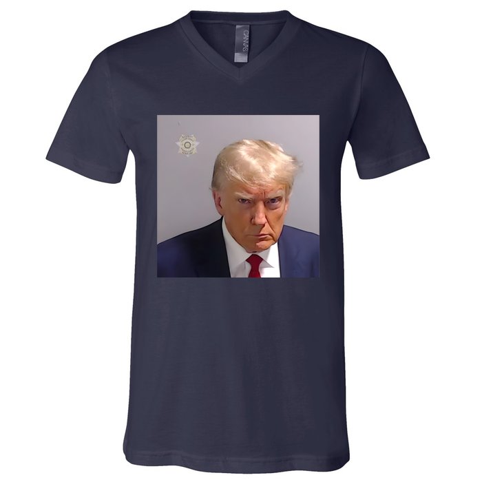 Real Donald Trump Mugshot At Fulton County Sheriffs Office V-Neck T-Shirt