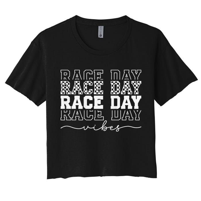 Race Day Vibes Checkered Coquette Bow Car Racing Race Day Women's Crop Top Tee