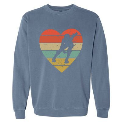 Roller Derby Vintage Design Retro Skater Player Heart Sport Gift Garment-Dyed Sweatshirt