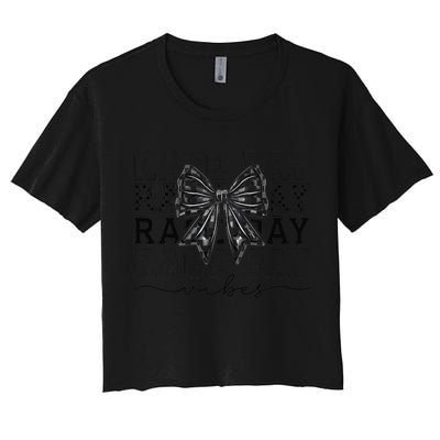 Race Day Vibes Checkered Coquette Bow Car Racing Race Day Women's Crop Top Tee