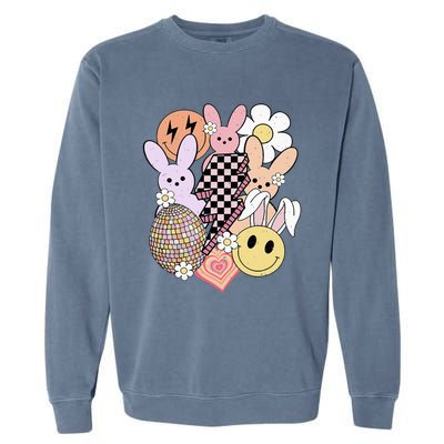 Retro Easter Bunny Smile Face Groovy Easter Day Garment-Dyed Sweatshirt