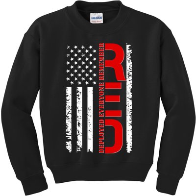 RED Remember Everyone Deployed Distressed US Flag Kids Sweatshirt