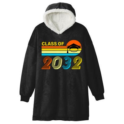 Retro Class of 2032 Future Graduate Hooded Wearable Blanket
