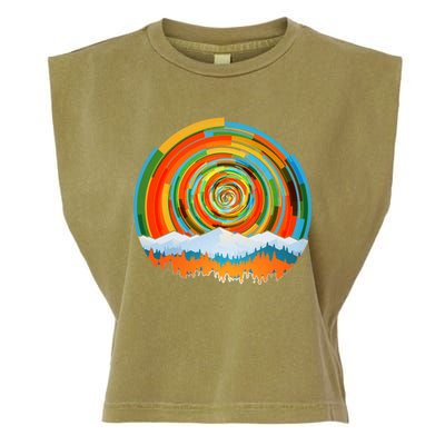 Retro Geometric Sunrise Garment-Dyed Women's Muscle Tee