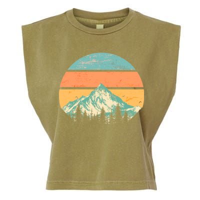 Retro Mountain Wilderness Vintage Garment-Dyed Women's Muscle Tee