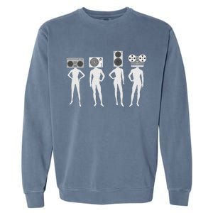 Retro Music Head Garment-Dyed Sweatshirt