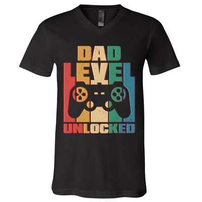 Retro New Dad Level Unlocked Video Gamer V-Neck T-Shirt