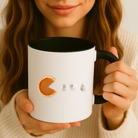 Retro Pumpkin Pie Thanksgiving Game Mug