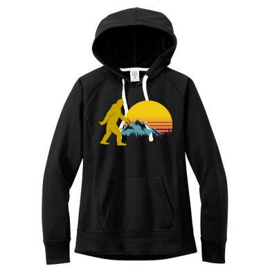 Retro Sasquatch Mountain Sunset Women's Fleece Hoodie