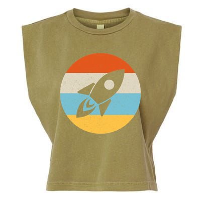 Retro Sunset Spaceship Garment-Dyed Women's Muscle Tee