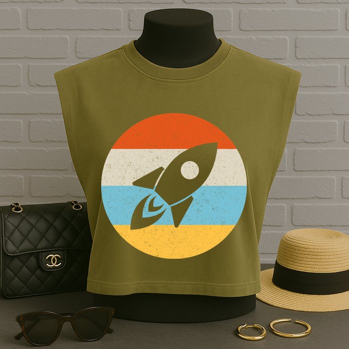Retro Sunset Spaceship Garment-Dyed Women's Muscle Tee