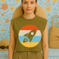 Retro Sunset Spaceship Garment-Dyed Women's Muscle Tee