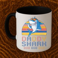 Retro Vintage Daddy Shark Doo Mug