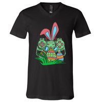 Retro Easter Video Game Easter Gaming Graphics Happy Easter V-Neck T-Shirt