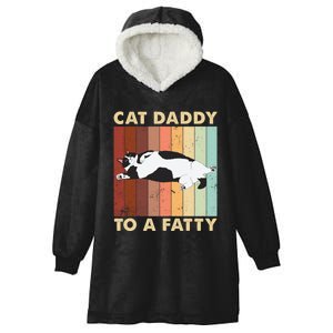 Retro Fat Chonk Dad Funny Cat Daddy To A Fatty Hooded Wearable Blanket