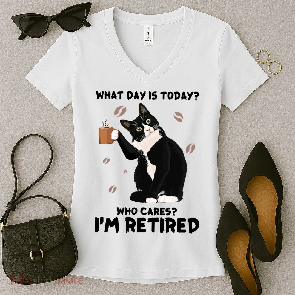 Retired Funny Cat Retirement Women's V-Neck T-Shirt