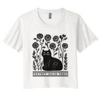 Retro Foxtrots Deltas Tangos Flower Art Cat In Flowers V-Neck Crop Top