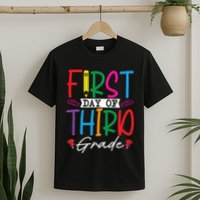 Retro First Day Of Third Grade Team Students Back To School T-Shirt