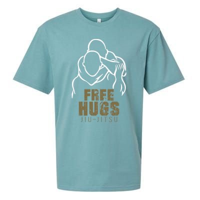 Retro Free Hugs Wrestling Judo Jiu Jitsu Funny Free Dad Hugs Funny Gift Sueded Cloud Jersey T-Shirt