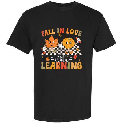 Retro Fall In Love With Learning Autumn Pumpkin Teacher Garment-Dyed Heavyweight T-Shirt