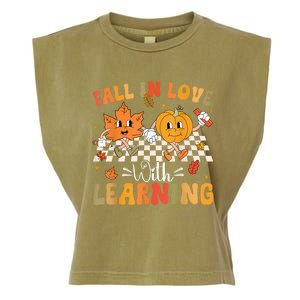 Retro Fall In Love With Learning Autumn Pumpkin Teacher Garment-Dyed Women's Muscle Tee