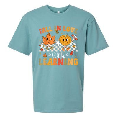 Retro Fall In Love With Learning Autumn Pumpkin Teacher Sueded Cloud Jersey T-Shirt