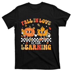 Retro Fall In Love With Learning Autumn Pumpkin Teacher T-Shirt