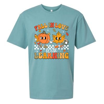 Retro Fall In Love With Learning Autumn Pumpkin Teacher Sueded Cloud Jersey T-Shirt